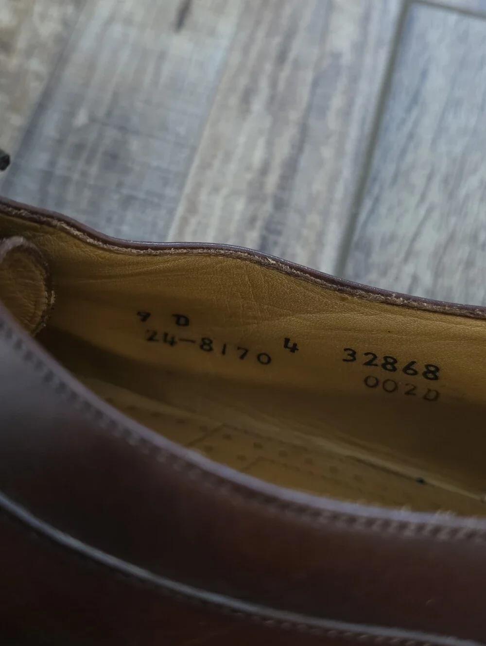 Johnston & Murphy - Aristocraft Made in USA Wingtip Oxfords - Men 9D - Brown